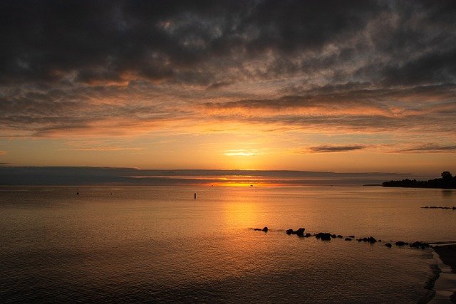 Itinerary Denpasar Sanur 1 Hari: Sunrise, Museum, dan Seafood Malam